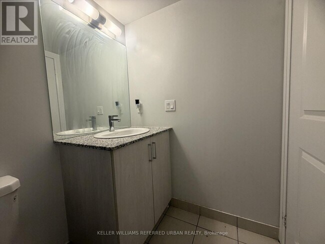 Photo du bâtiment - 20 Meadowglen Pl