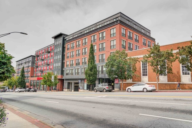 Building Photo - The Grove at Mankato