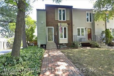 Primary Photo - 927 S Taylor St