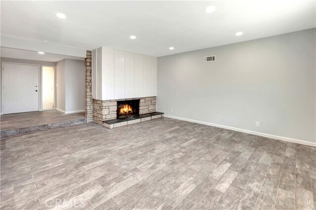 Building Photo - 2400 Almira Ave
