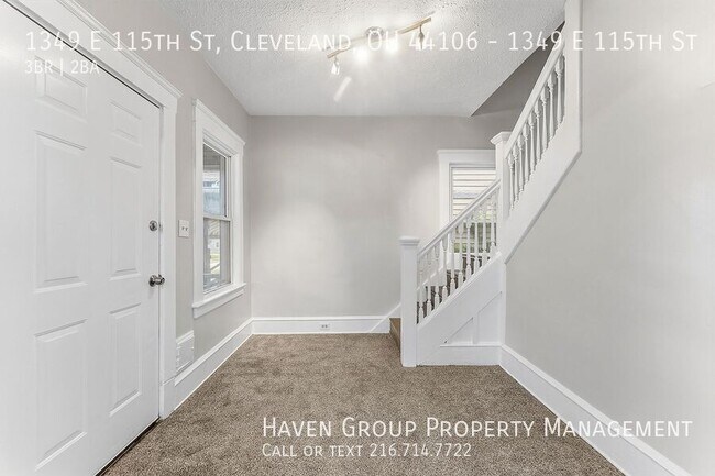 Building Photo - 1349 E 115th St