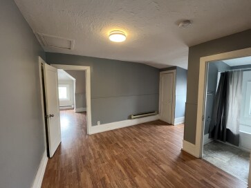 Building Photo - 385 Lutz St