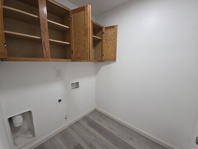 Foto del edificio - 2067 Blossom Ave