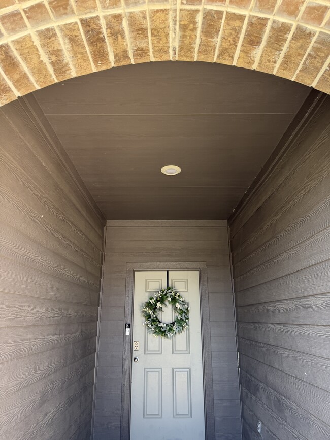 Building Photo - 5708 Berriweather Dr