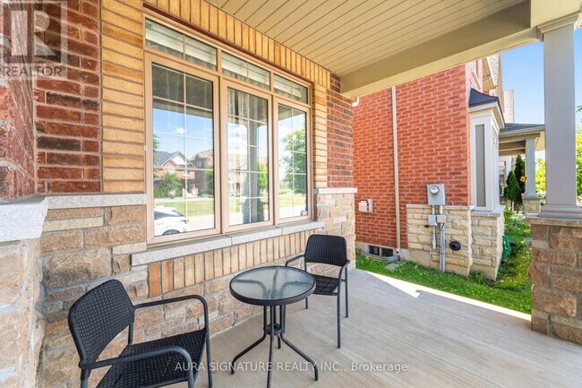 Photo du bâtiment - 205 East's Corners Blvd