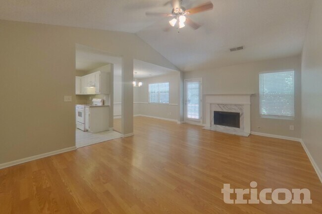 Foto del edificio - 222 Amelia Creek Way SE