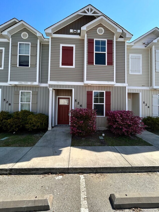 Foto principal - Talk about a Must See!