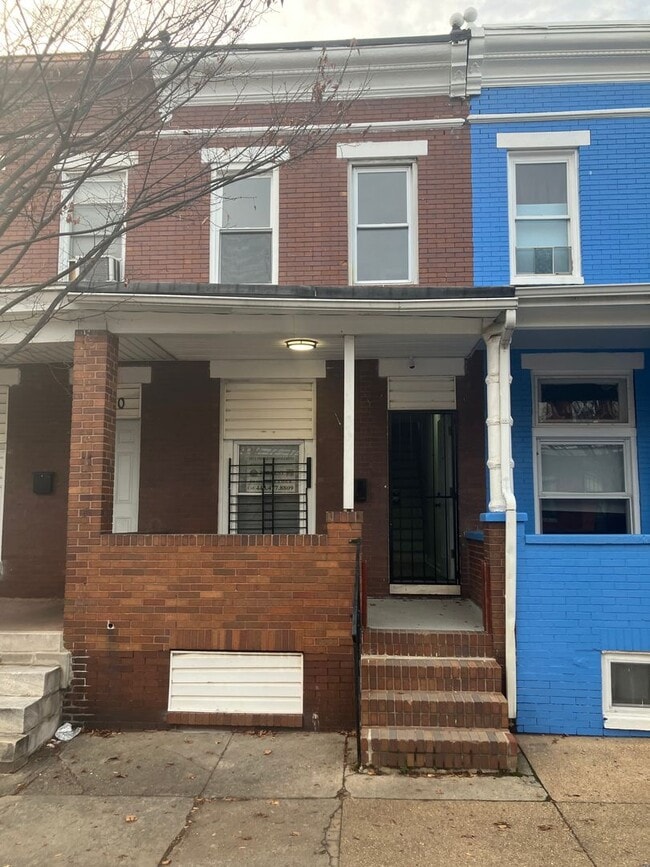 Building Photo - 502 N Curley St