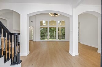 Building Photo - 6650 Camptown Cir