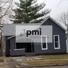 Building Photo - 1657 E Main St