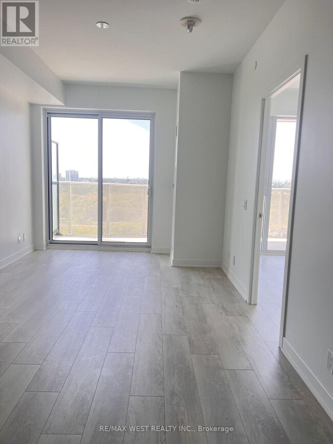 Building Photo - 6 flavelle trail