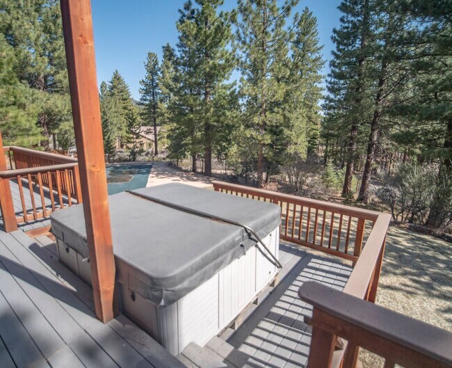 Building Photo - Beautiful home for rent in Galena Forest