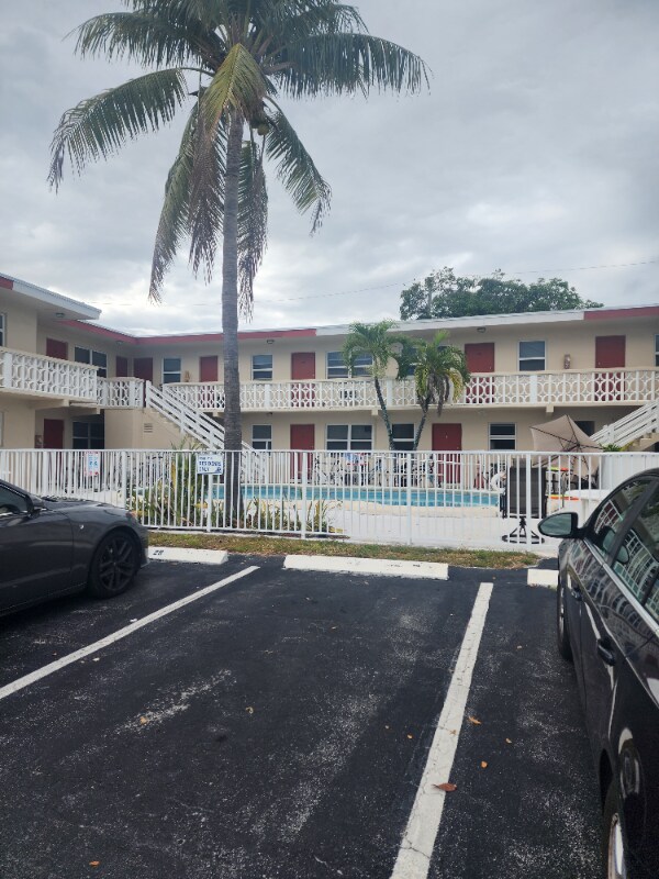 Primary Photo - 1361 SE 3rd Ct