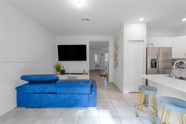 Foto del edificio - 11426 W 33rd Way