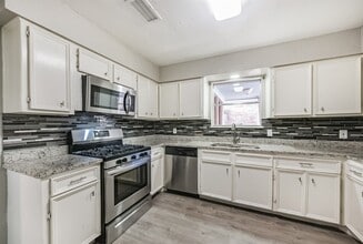 Building Photo - 4613 Cashel Glen Dr