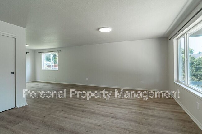 Foto del edificio - 861 14th St