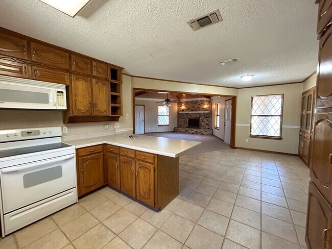 Building Photo - Beautiful 2 Bedroom 2.5 Bath in Lipsey Add...