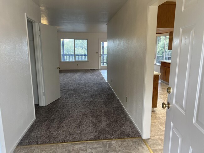 Building Photo - 39229 Orion Way