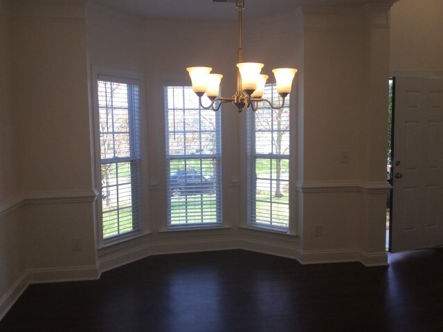 Building Photo - 7828 Foxcroft Ln