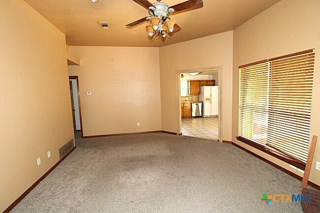Foto del edificio - 2630 Big Divide Rd