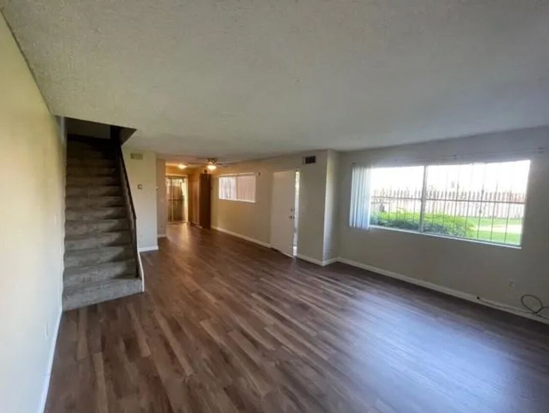 Primary Photo - Chula Vista Private 3 Bedroom