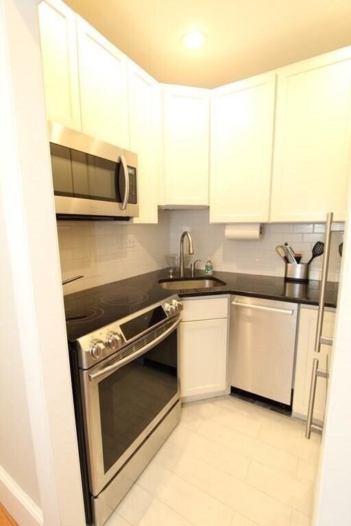 Foto del edificio - 94 Charles St