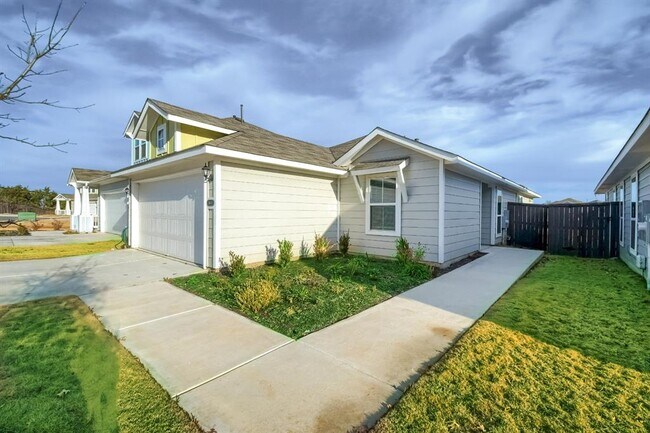 Building Photo - 5616 Corso Ct