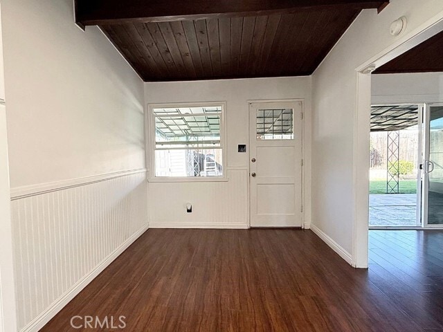 Building Photo - 5902 N Orangecrest Ave