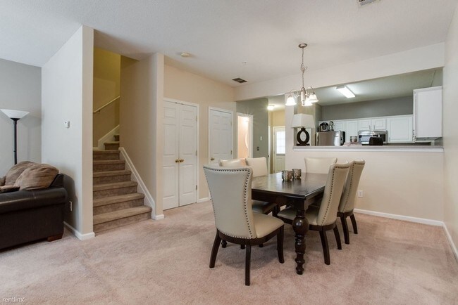 Foto del edificio - 126 Odyssey Turn NW