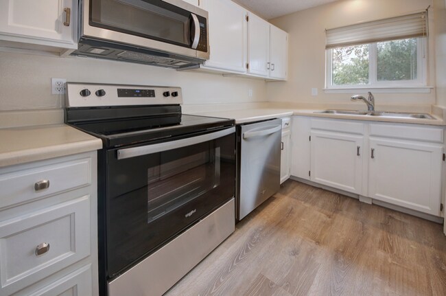 Foto del edificio - 1506 Crestone Ave