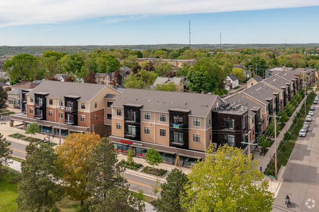 Building Photo - The Gateway at Belknap