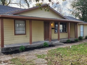 Building Photo - 4114 Mallow St