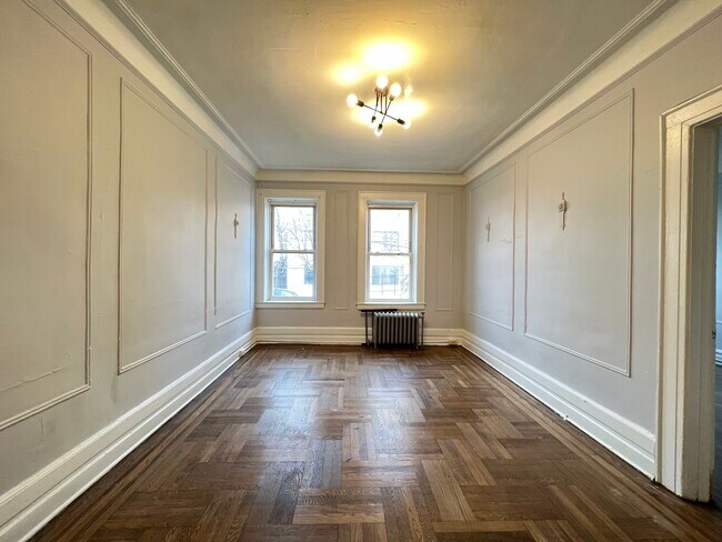 Building Photo - 121 Elizabeth Ave