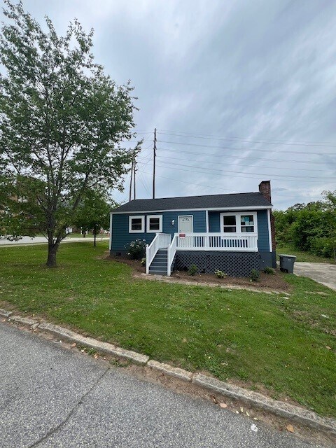 Building Photo - 308 Farley St