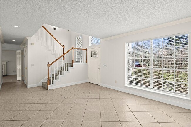 Foto del edificio - 22919 Garden Canyon Dr