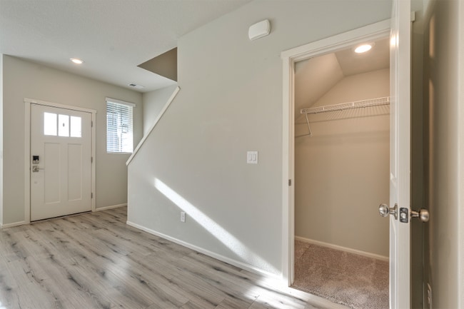 Building Photo - 31547 NW North Ave