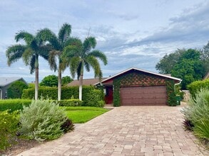 Building Photo - 4836 Napoli Dr