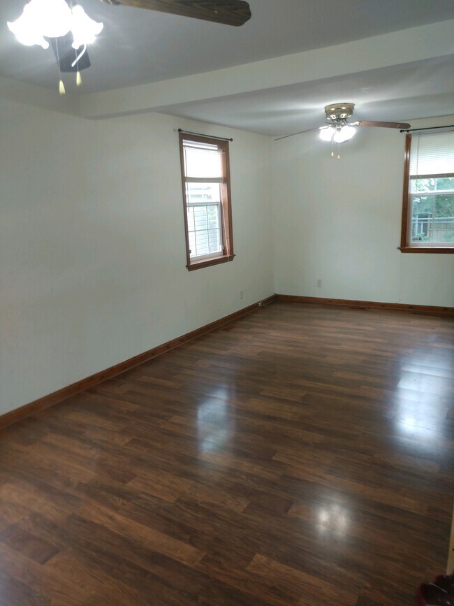 Foto del edificio - 3305 Winchester Dr