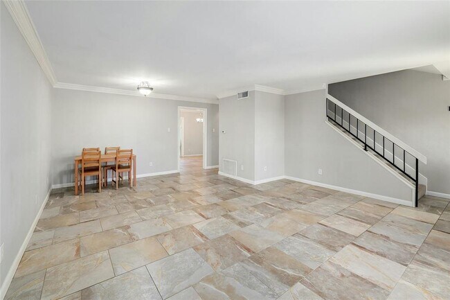 Foto del edificio - 2002 Millay Dr