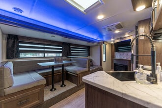 Building Photo - 1905 W St Louis St