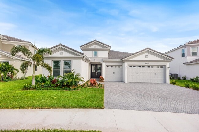 Building Photo - 15144 Wildwood Cir