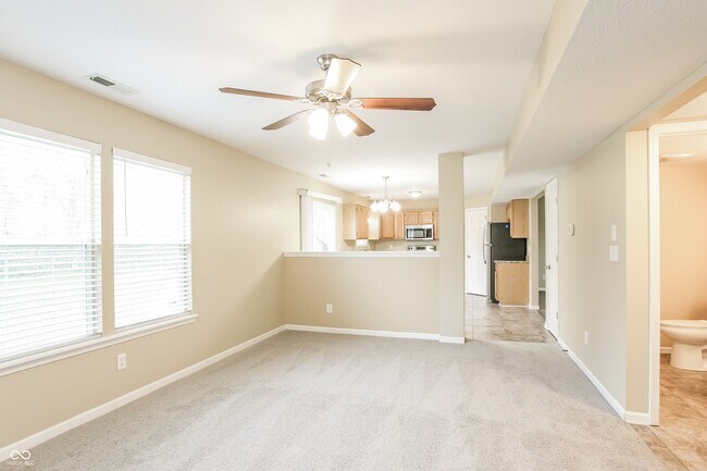 Foto del edificio - 10734 Snowdrop Way