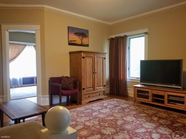 Foto del edificio - 5 br, 4.5 bath House - 1700 Robinson Rd SE