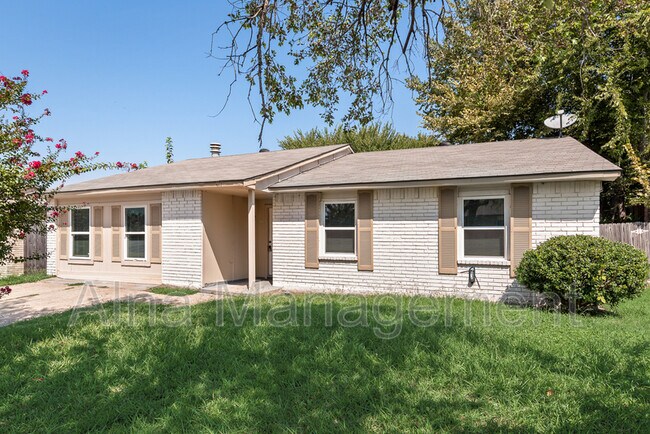 Building Photo - 417 Green Canyon Dr