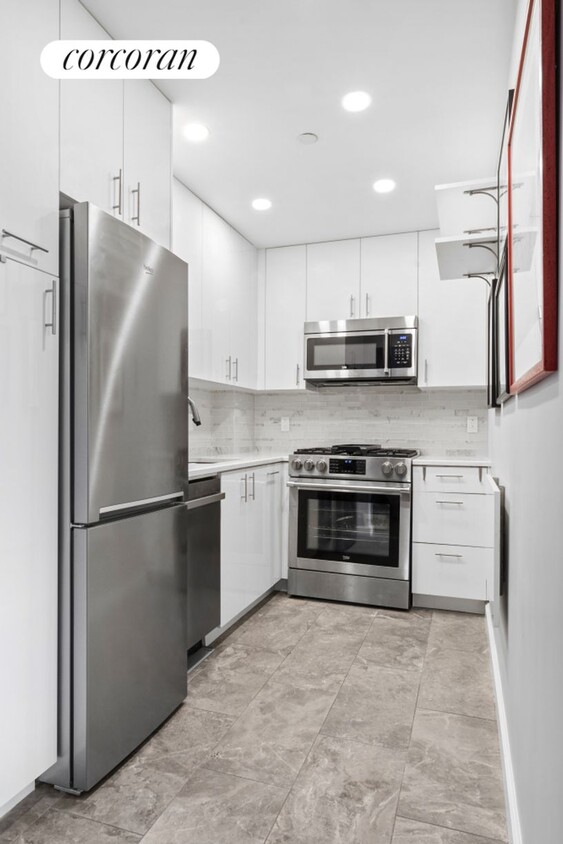 Building Photo - 228 Bushwick Ave