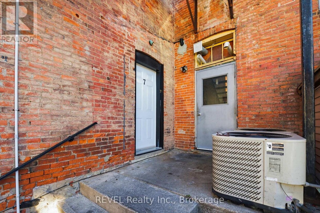 Photo principale - 18 Clairmont St