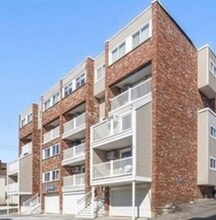 Building Photo - 12 Cox Ct