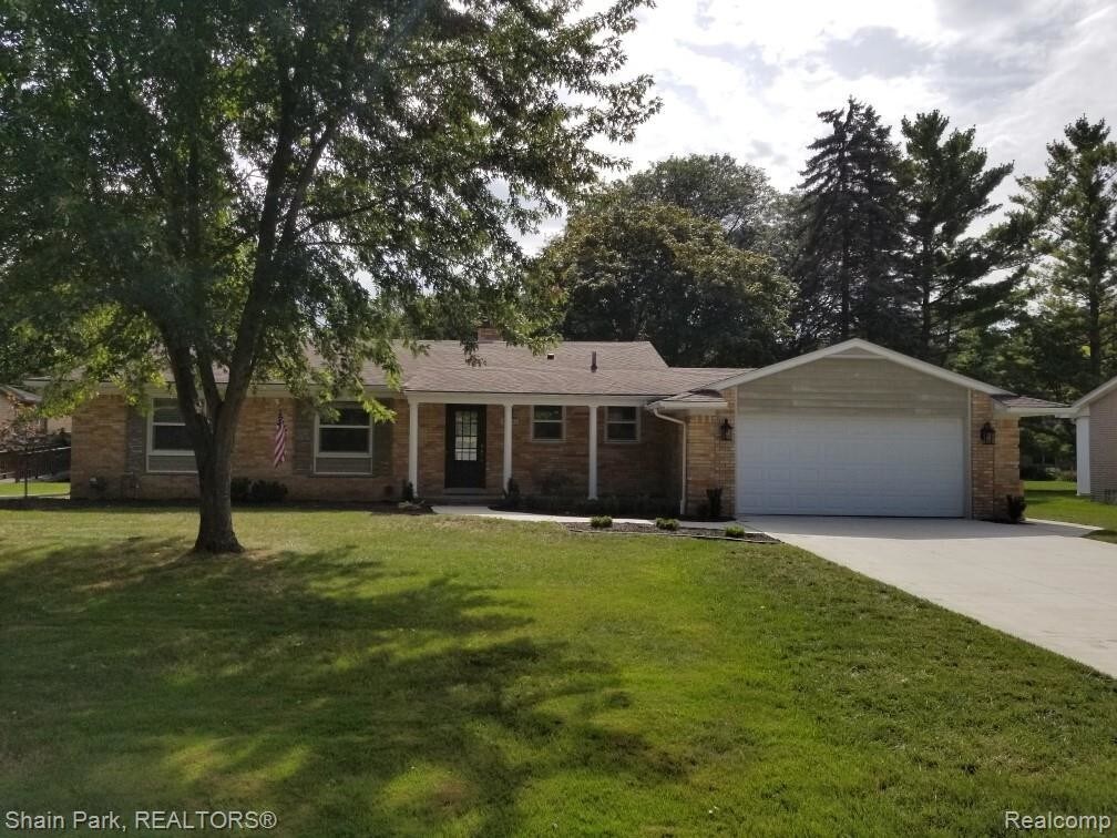Primary Photo - 32441 W Wayburn St