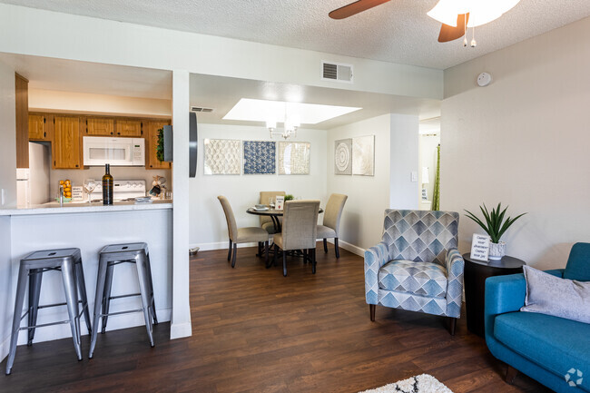 Sun Creek - Apartments in Glendale, AZ | Apartments.com