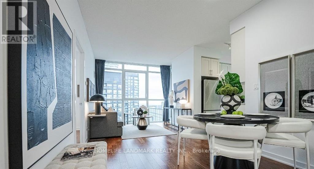 Photo principale - 4070-4070 Confederation Pkwy